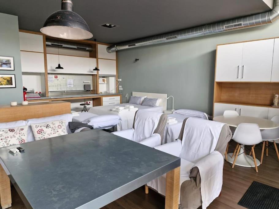 شقة Loft Acogedor إشبيلية المظهر الخارجي الصورة